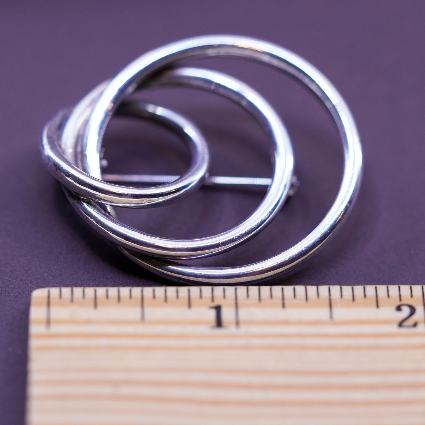 Vintage handmade sterling 925 silver entwined twisted loop brooch