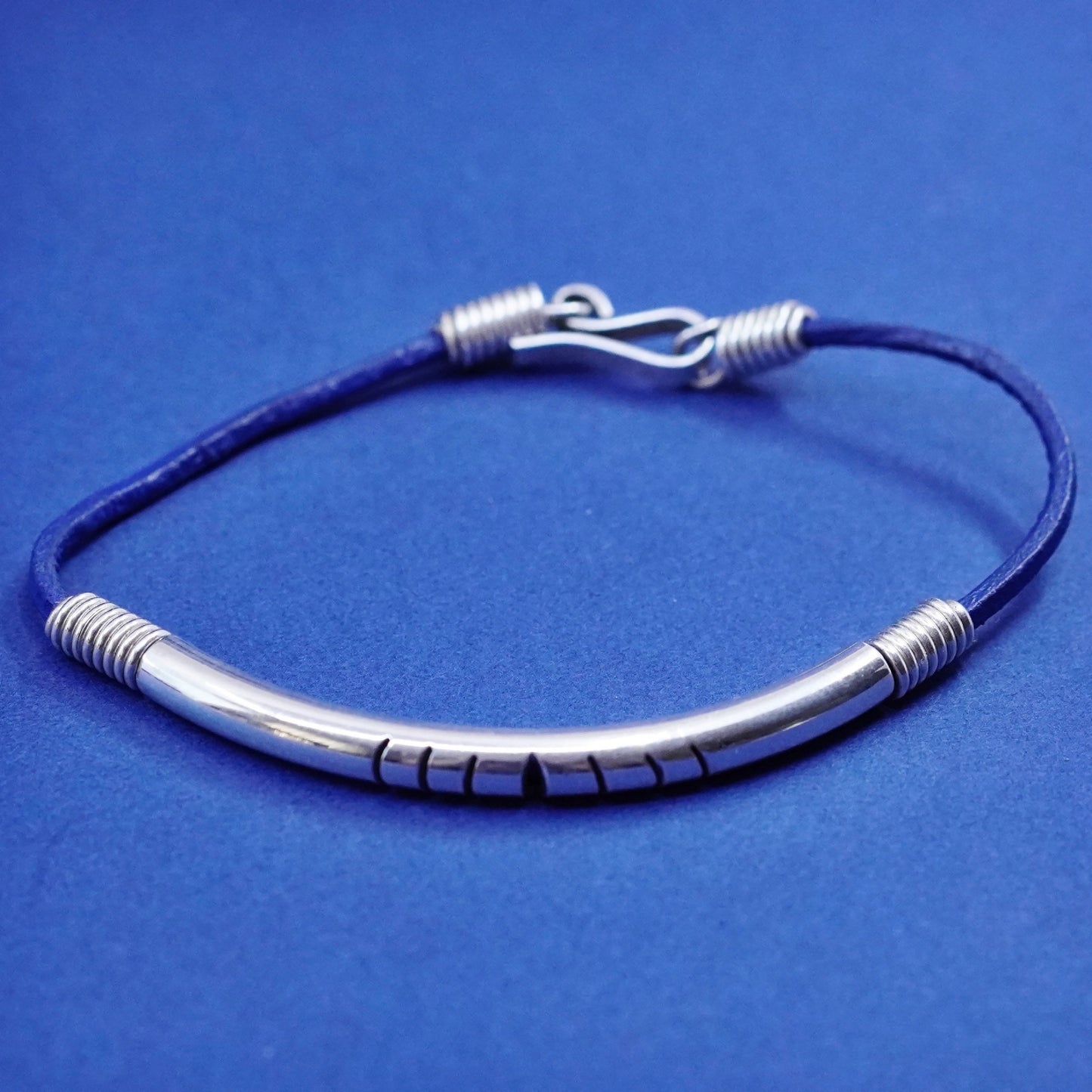 6.75”, Vintage Sterling silver handmade bracelet, 925 bar blue leather chain