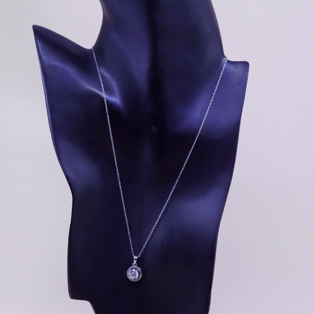 18”, vintage Sterling silver necklace, 925 circle chain with circle pendant Cz