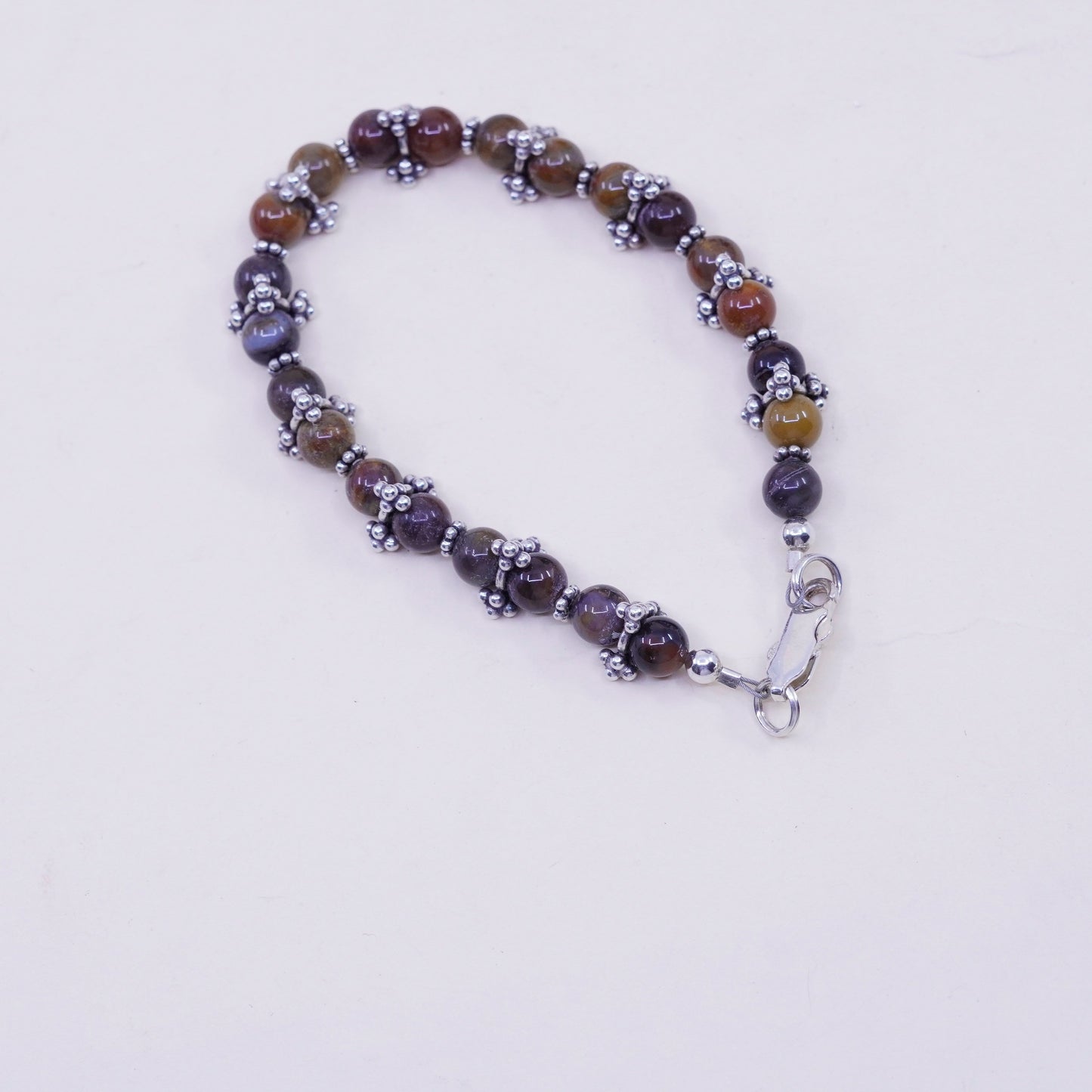 7.25”, Vintage sterling 925 silver handmade bracelet with agate beads