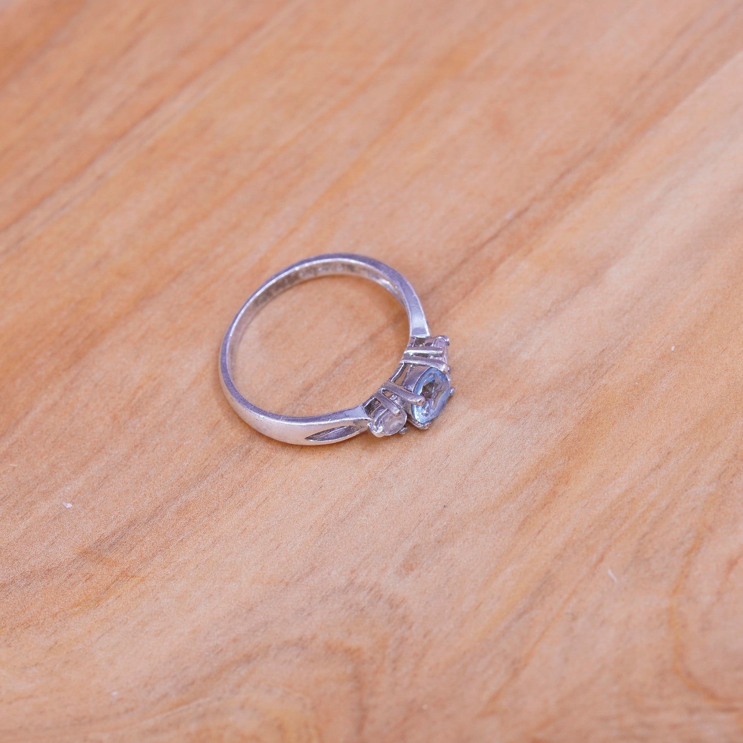 Size 7, vintage sterling 925 silver handmade ring with blue topaz