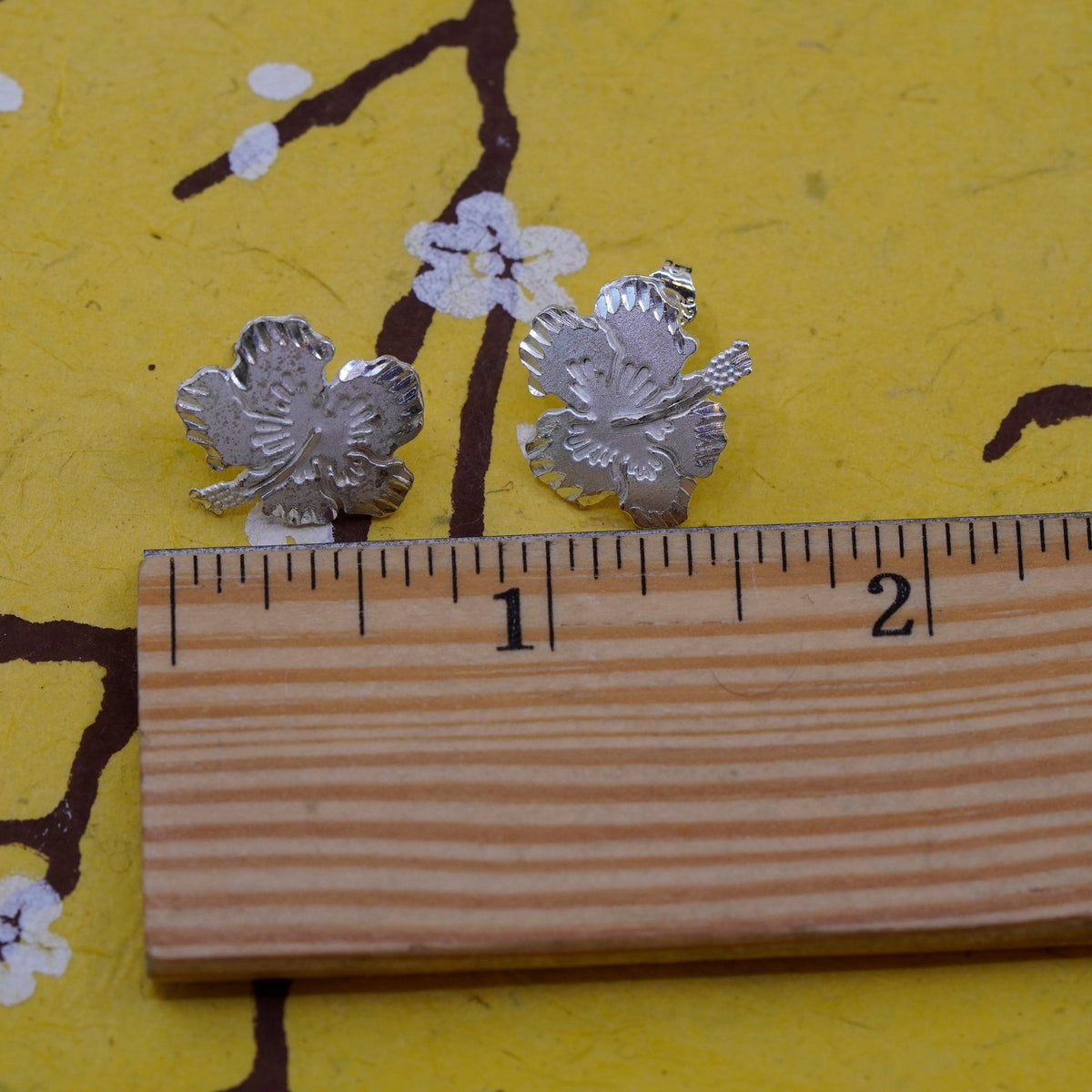 vtg LAM Sterling silver handmade earrings, 925 Hawaiian Hibiscus flower studs