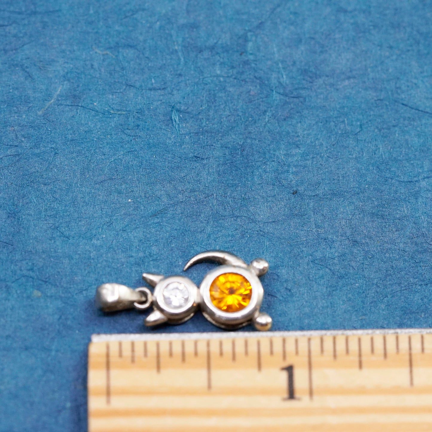 Vintage Sterling silver Handmade pendant, 925 cat with citrine