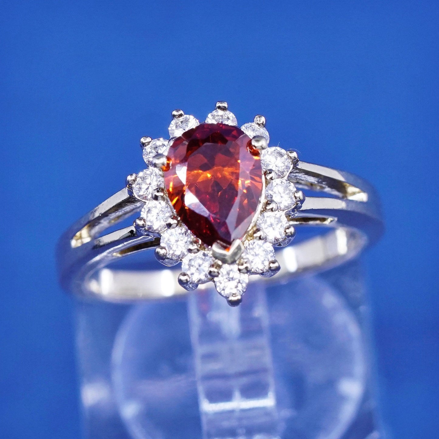 Size 7, vtg vermeil gold over sterling 925 silver ring w/ teardrop ruby N Cz