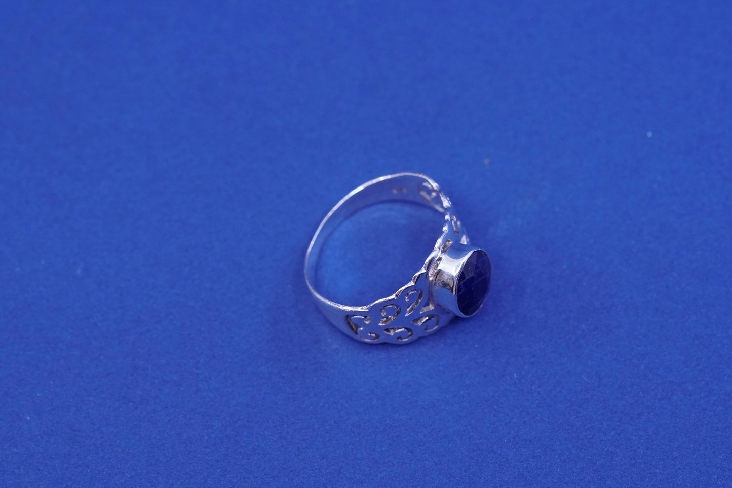 Size 10.25 Vintage sterling silver handmade filigree ring with Lapis lazuli