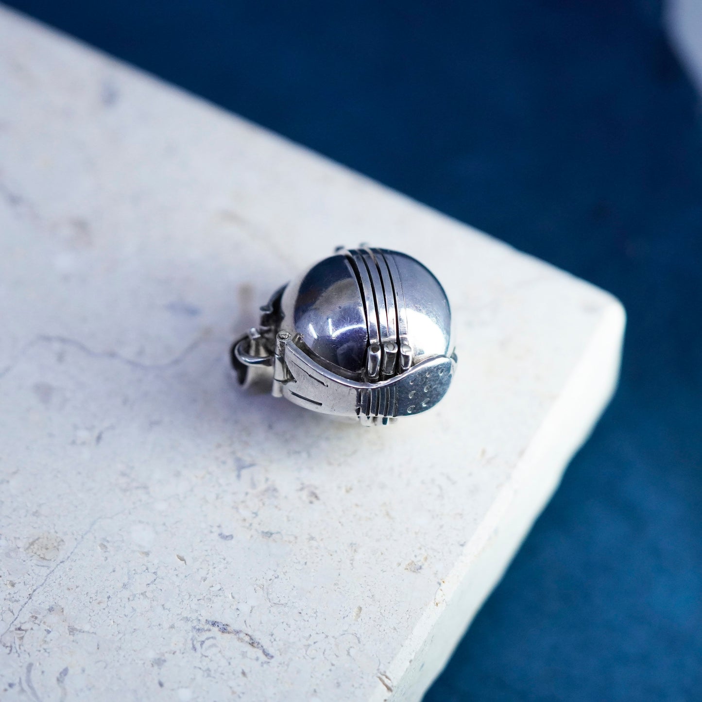 0.75”, 1940s taxco sterling silver pendant, Mexico 925 six photo locket ball