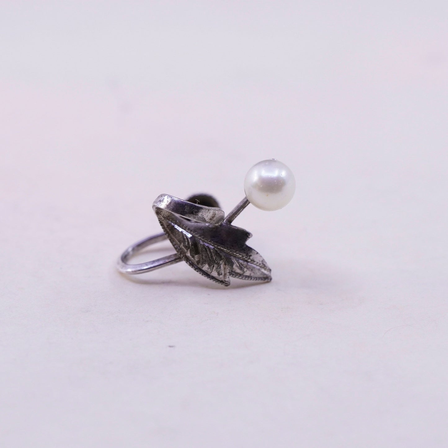 Vintage Sterling silver handmade earrings, 925 screw back leaf with pearl