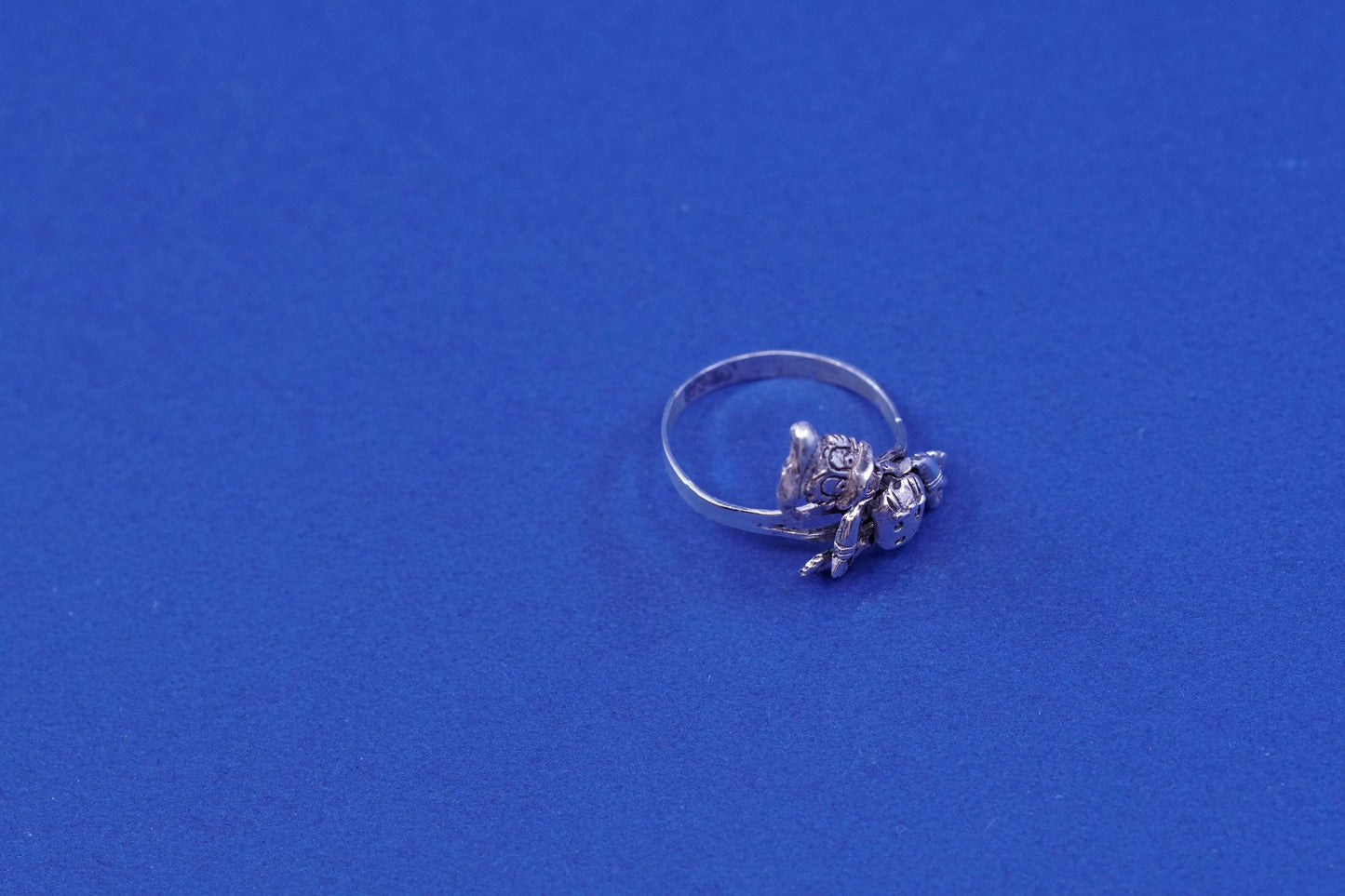 Size 7.5, sterling 925 silver ring, Disney Donald duck with movable joints