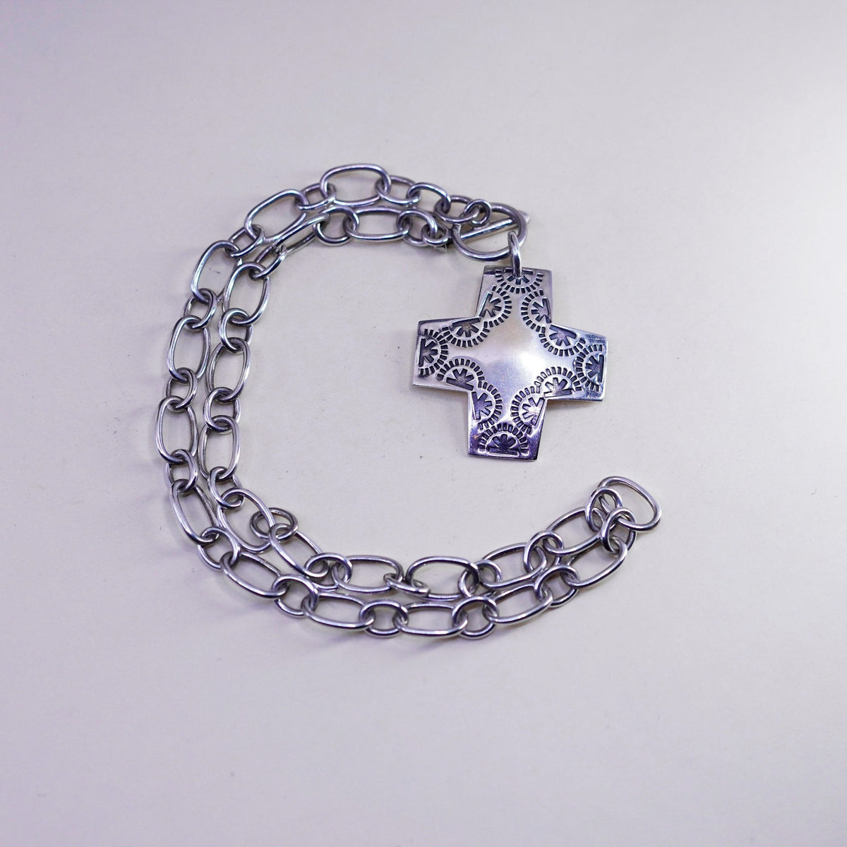 16”, retired silpada N0557 Sterling silver necklace, 925 chain cross pendant