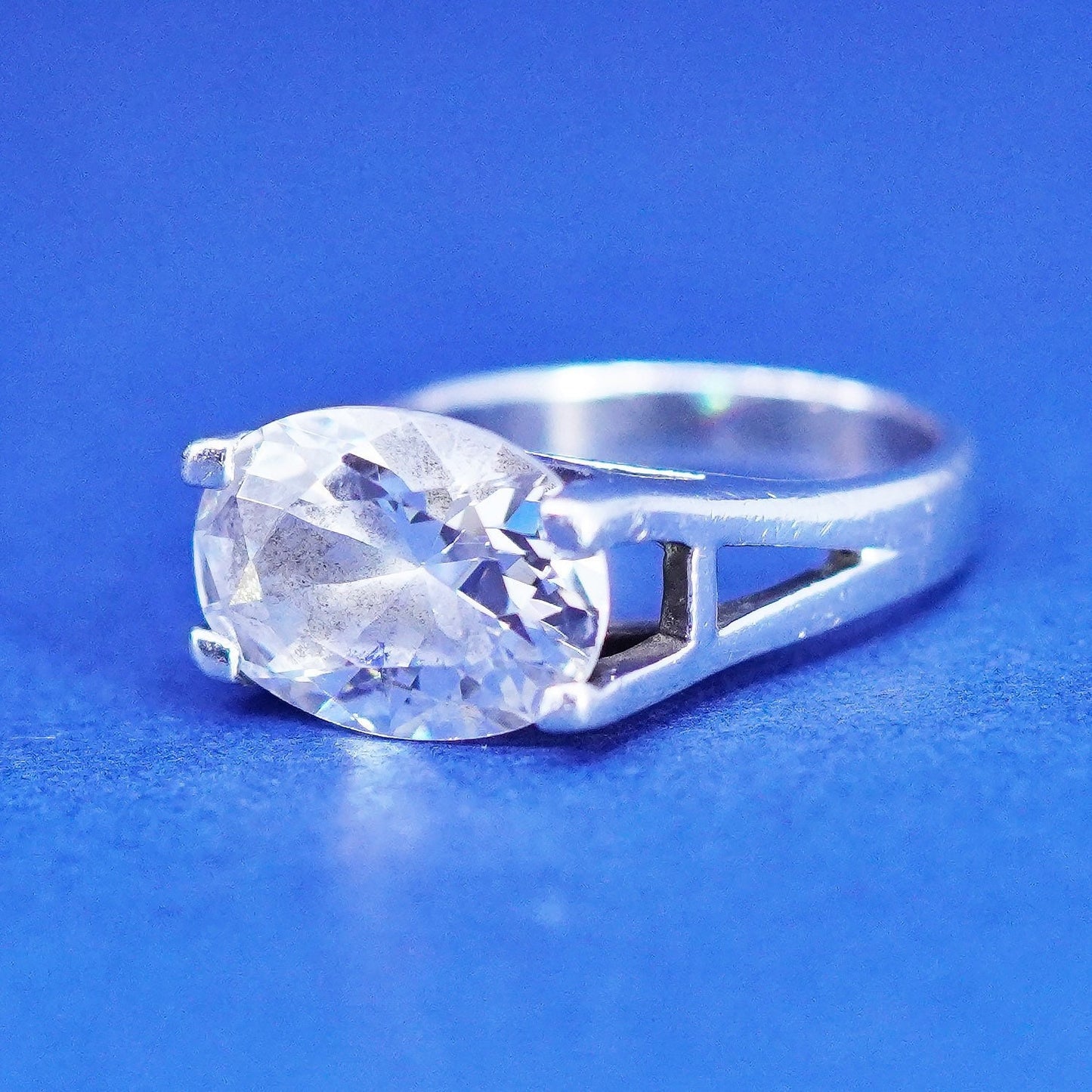 Size 6.5, vintage Sterling 925 silver handmade engagement ring with cz details
