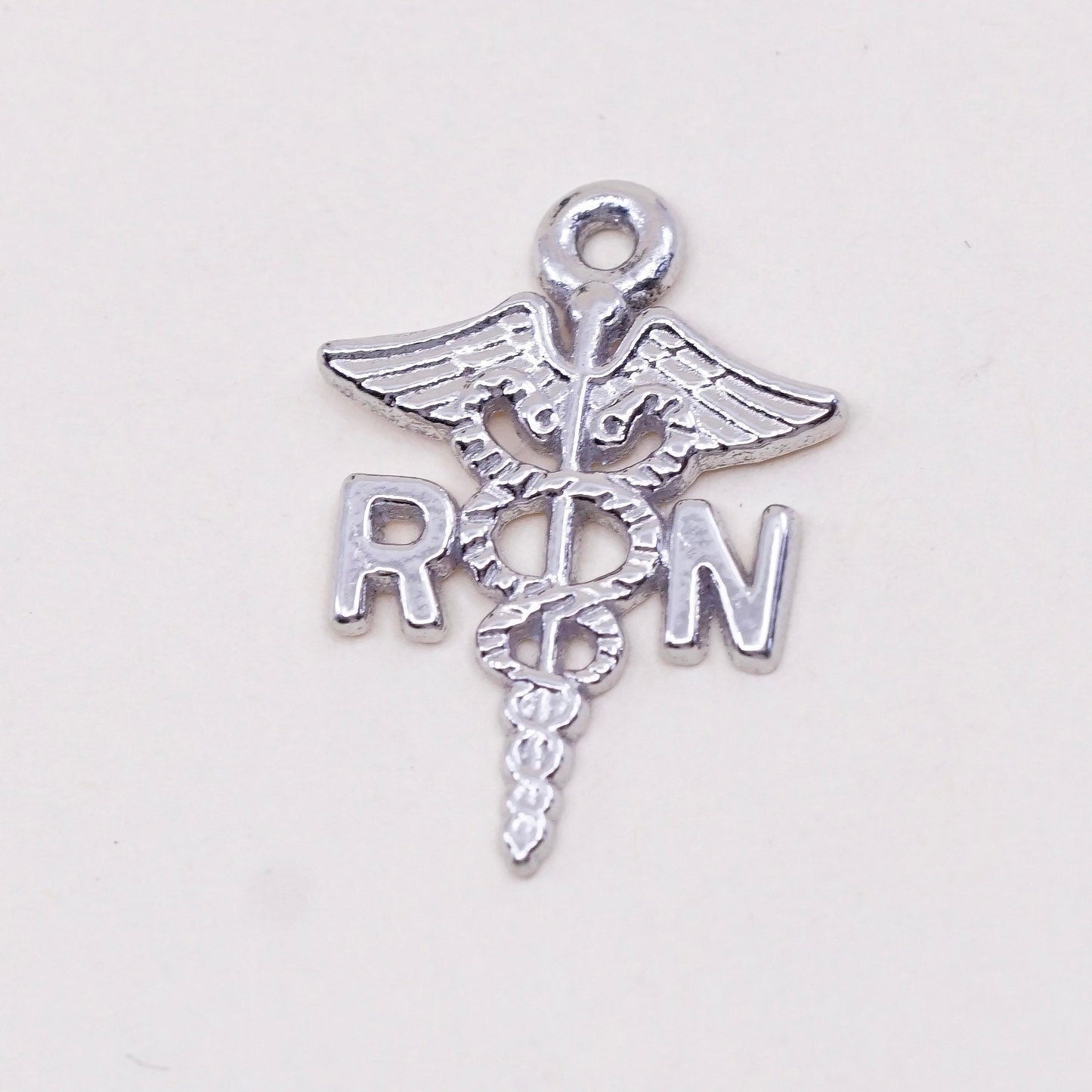 vtg 925 sterling silver nursing pendant depicts the caduceus medical emblem