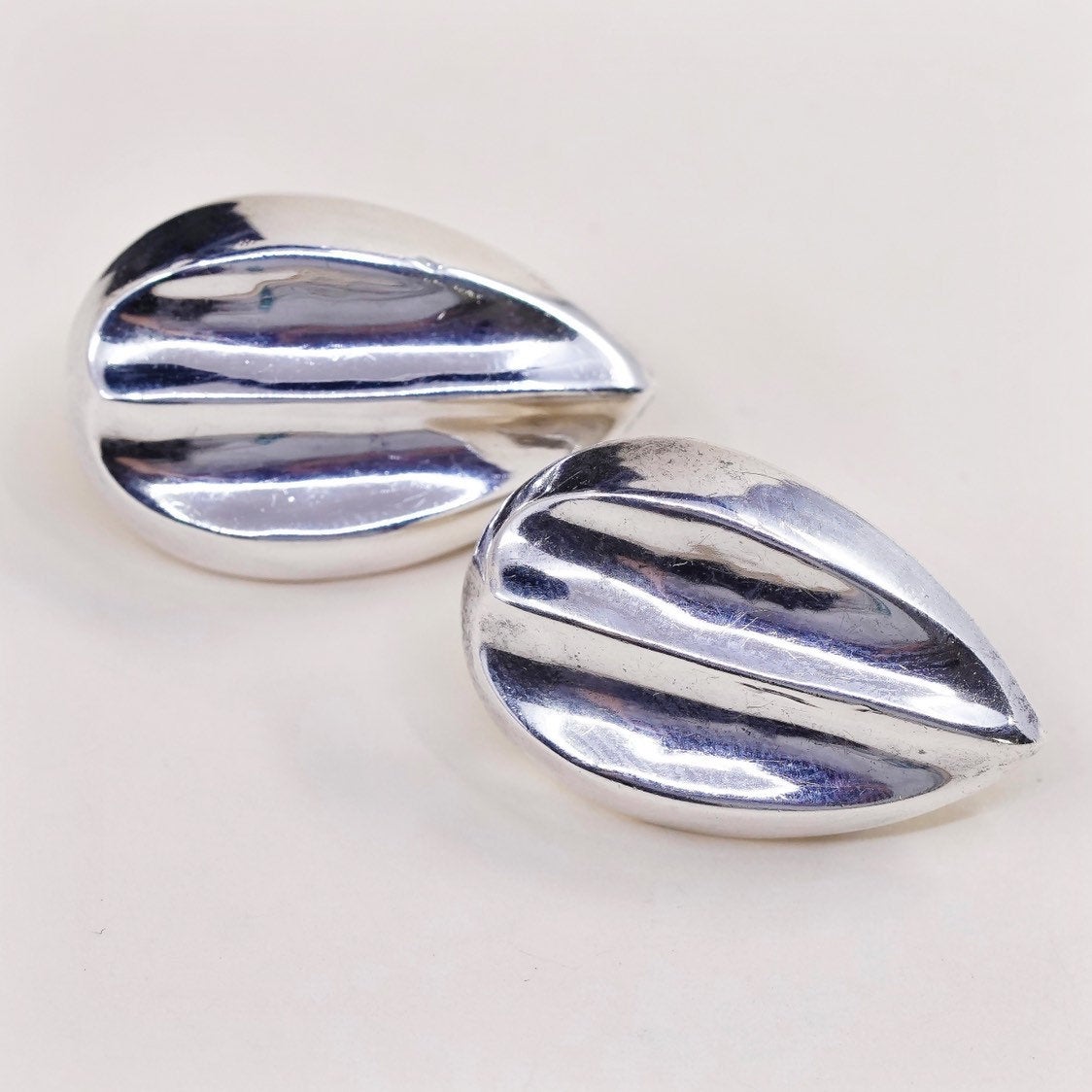 vtg Sterling silver handmade earrings, Modern 925 Ribbed teardrop studs