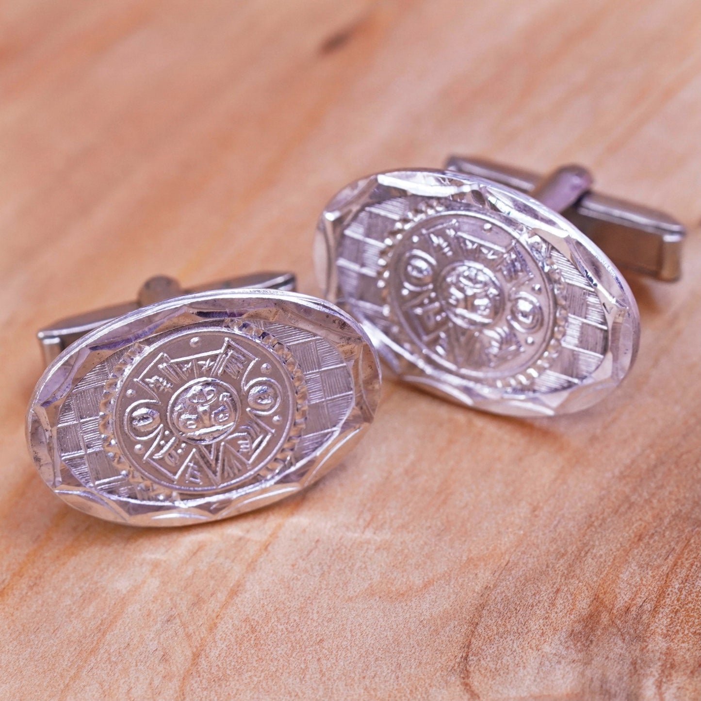 Vintage Mexico mayan handmade sterling silver cufflink, 925 cuff links