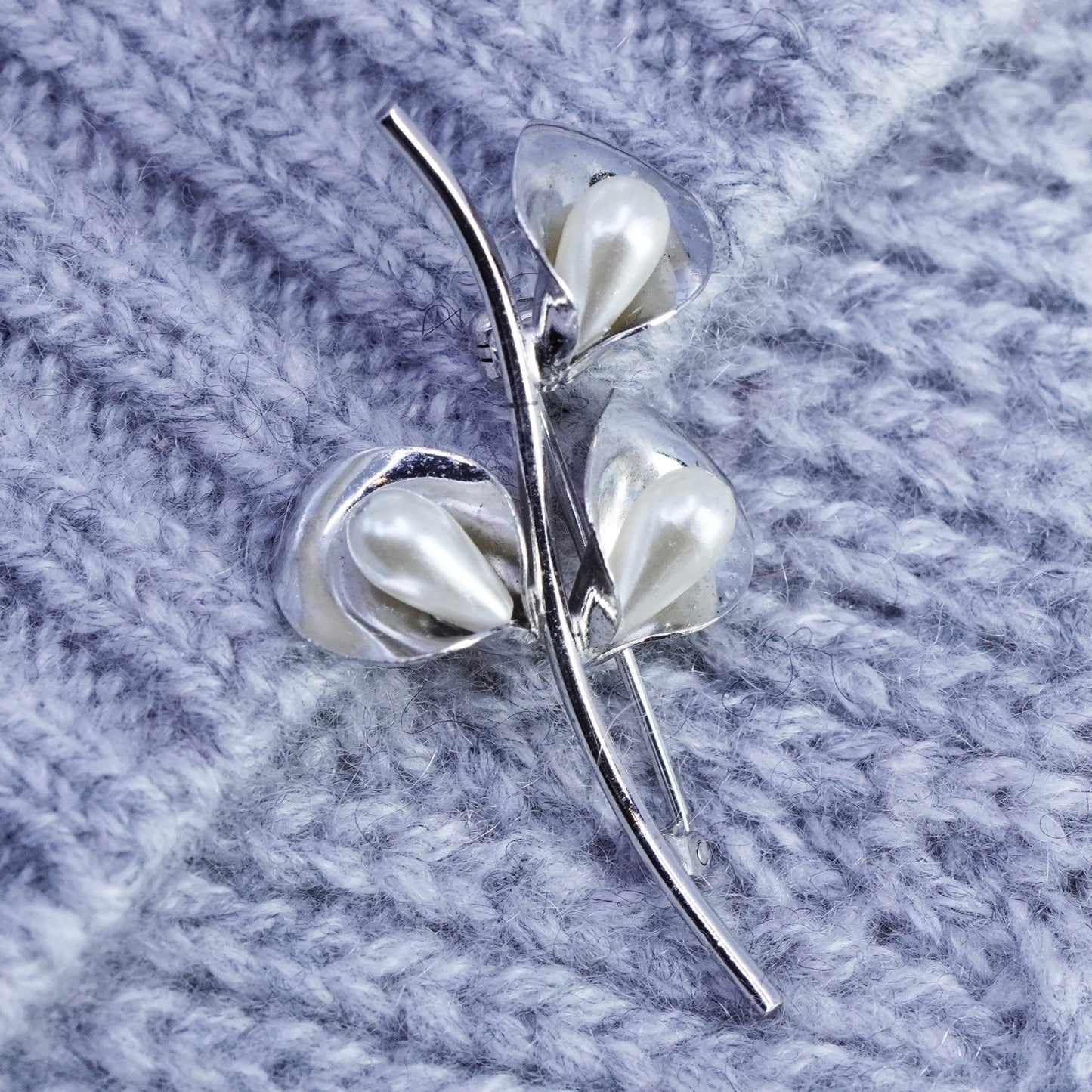 Vintage sterling silver handmade brooch, 925 lily flower pin with pearl