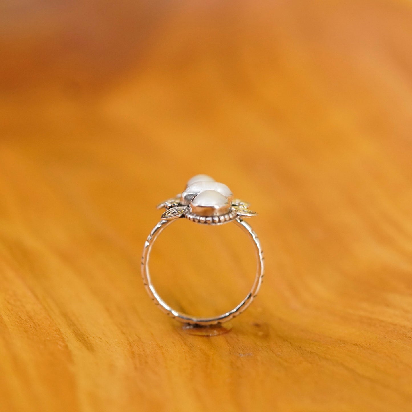 Size 7.5, vintage Sterling 925 silver handmade Pearl Ring with wired around