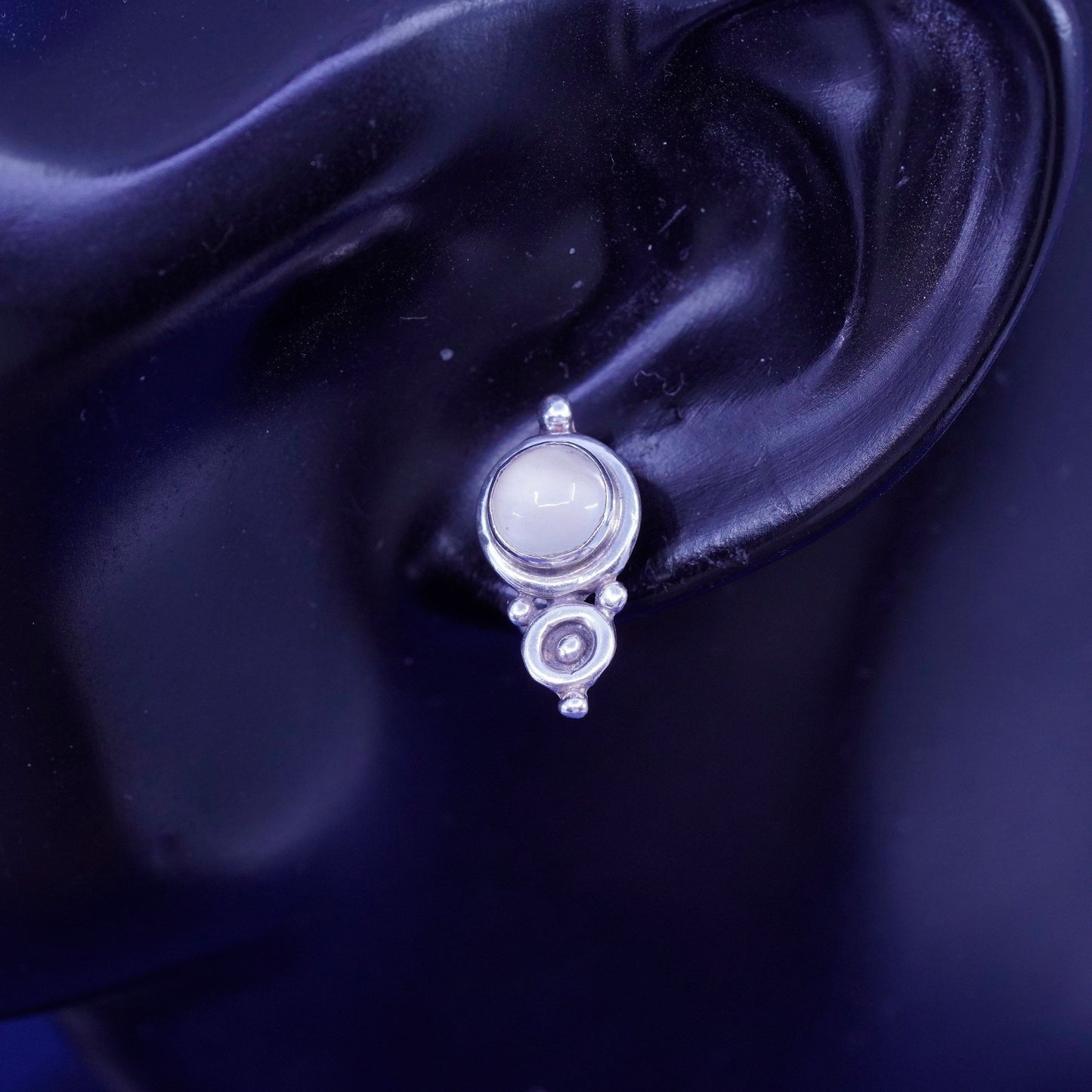 Vintage Sterling 925 silver studs with cat eye, earrings