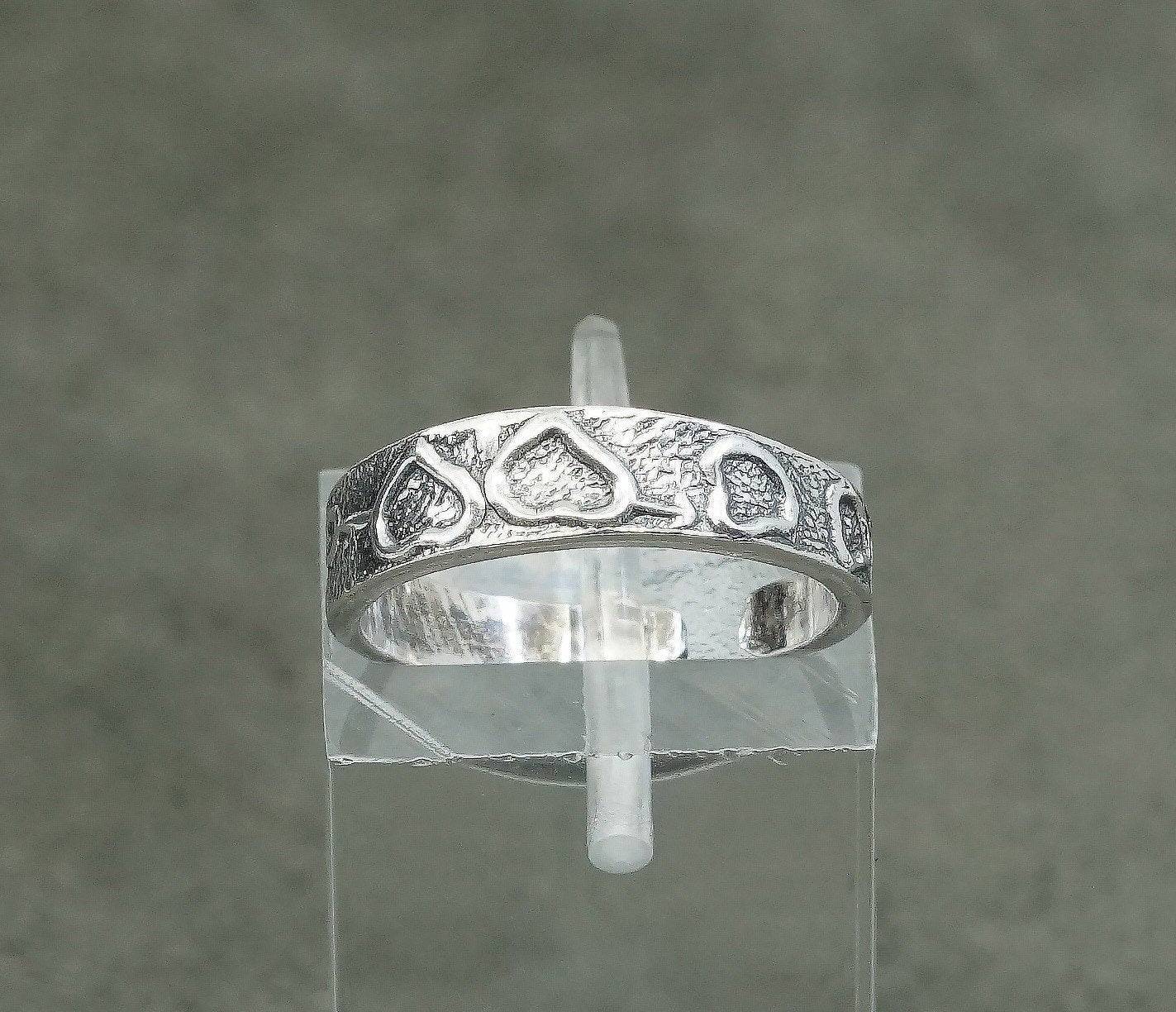sz 4.75, vtg Sterling silver handmade ring, 925 band w/ heart embossed
