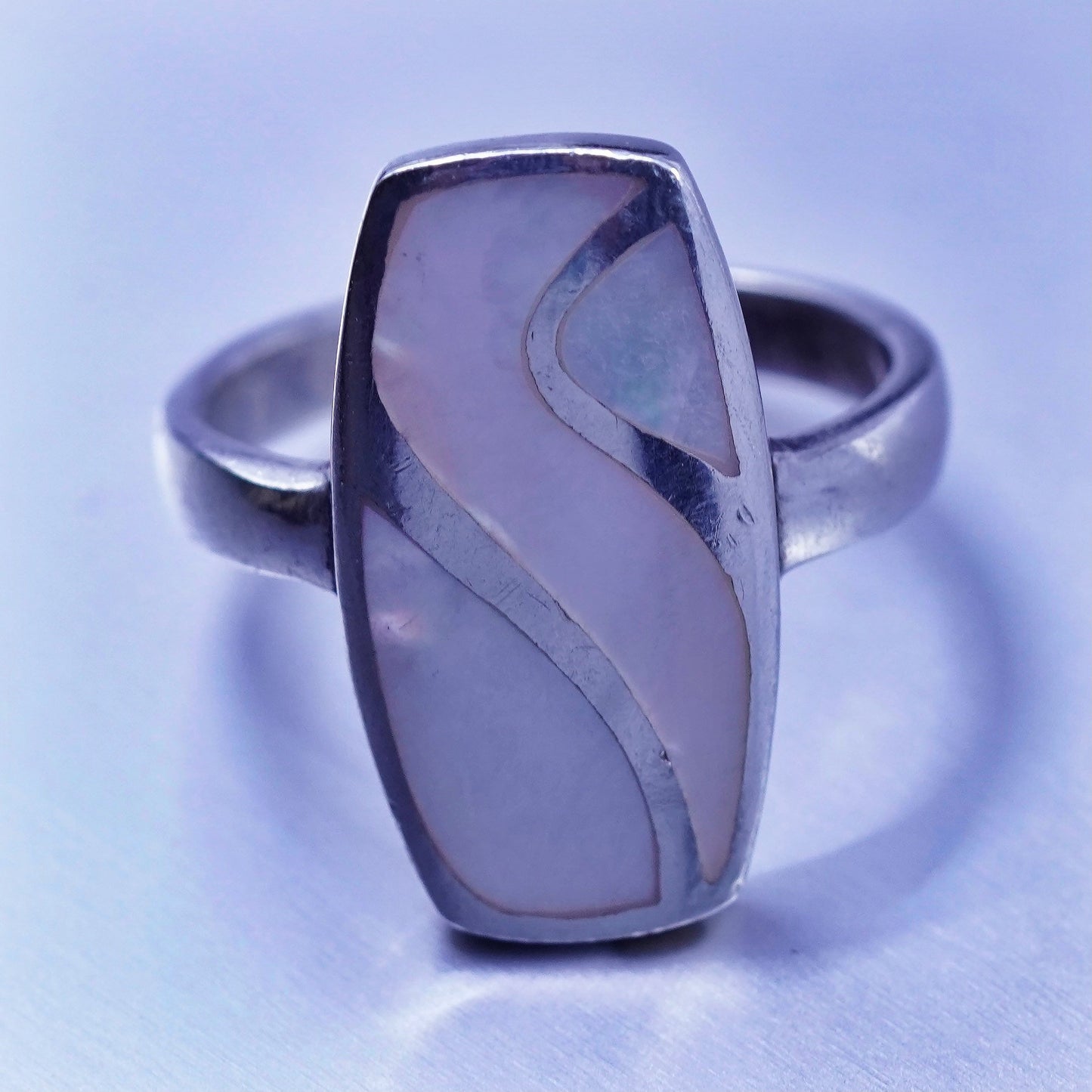 Size 8.25, vintage Sterling 925 silver handmade ring with mother of pearl