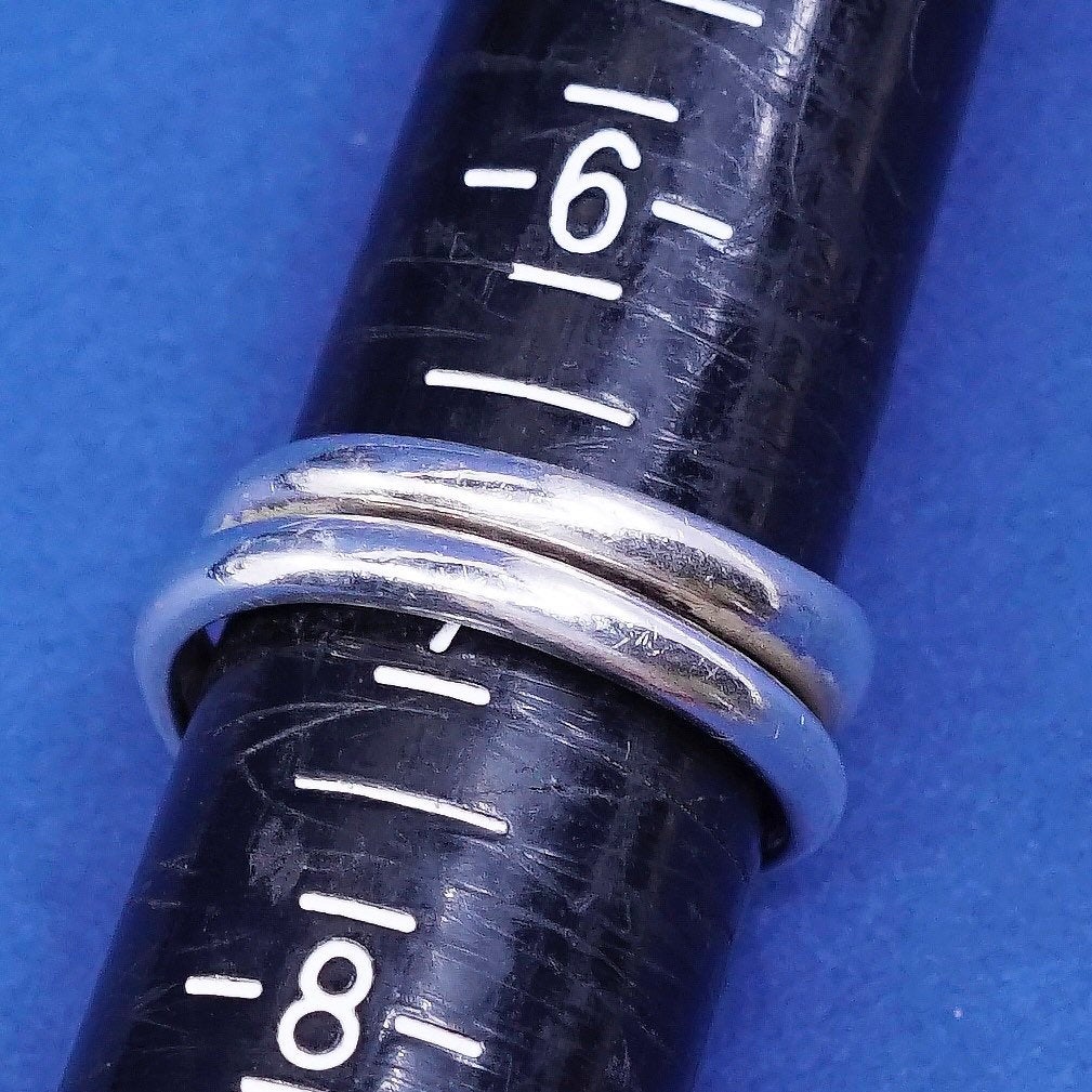 Size 7, vtg Sterling silver handmade wrapped ring, modern 925 statement ring