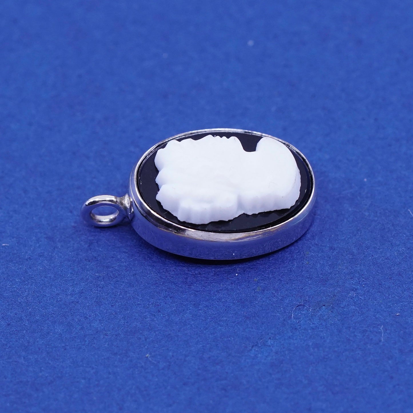 Vintage van dell Sterling 925 silver handmade pendant with agate cameo