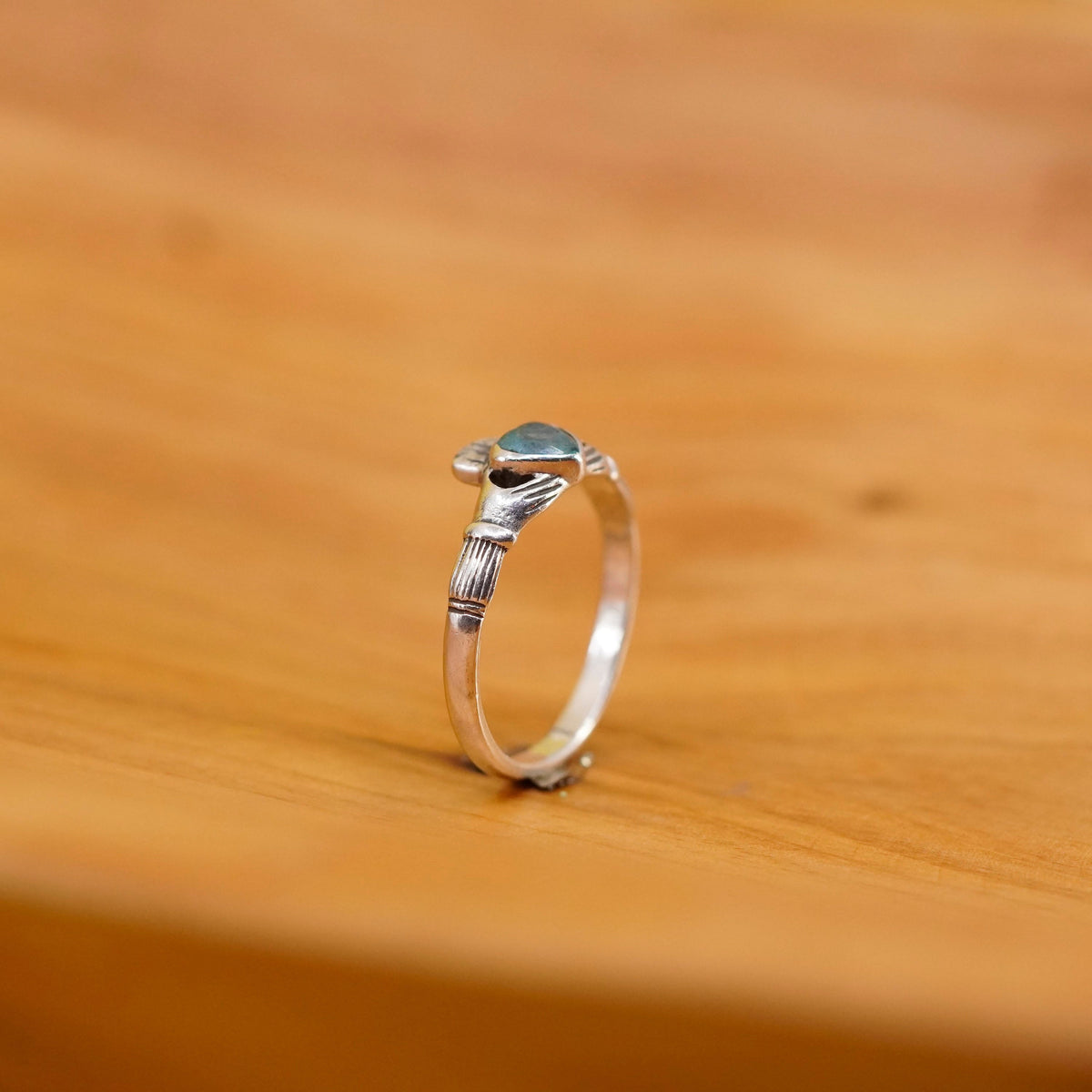 Size 8.75, Solvar sterling silver claddagh ring, holding topaz heart 925 band