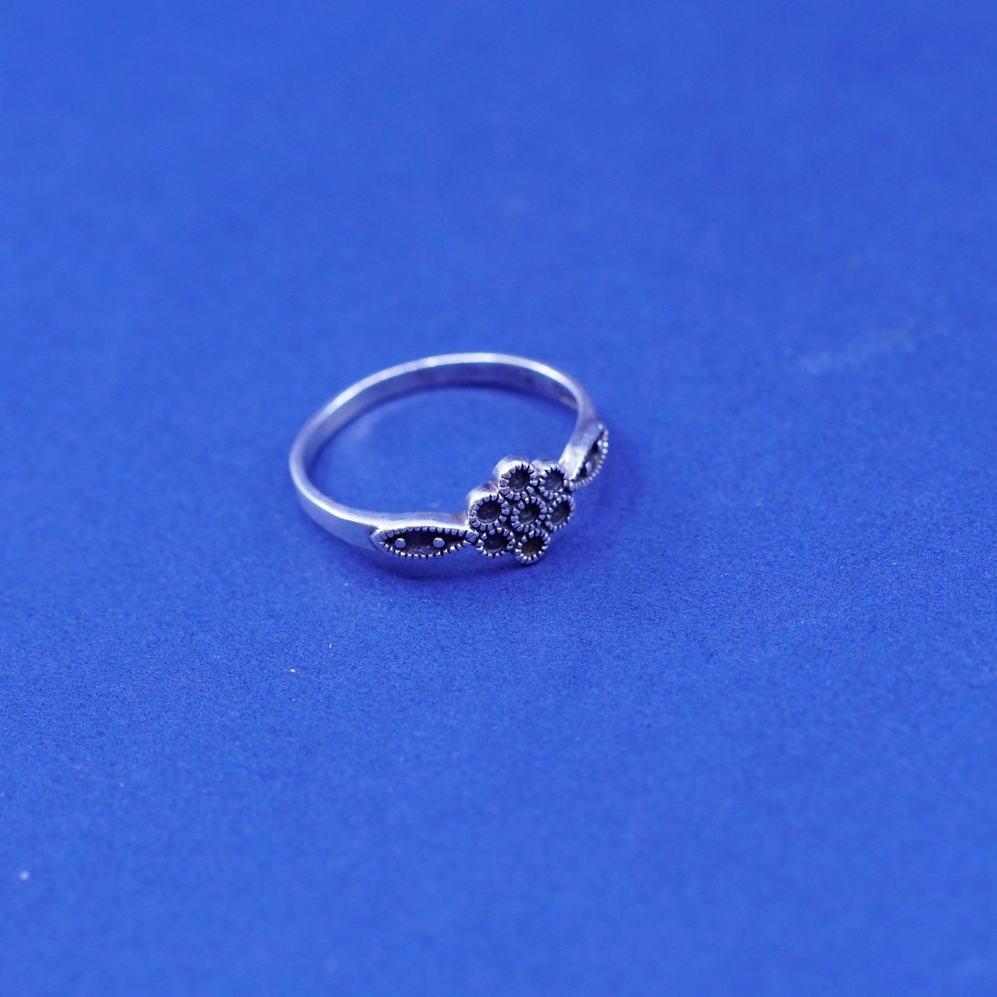 Size 7.25, vintage Sterling silver handmade ring, 925 flower band