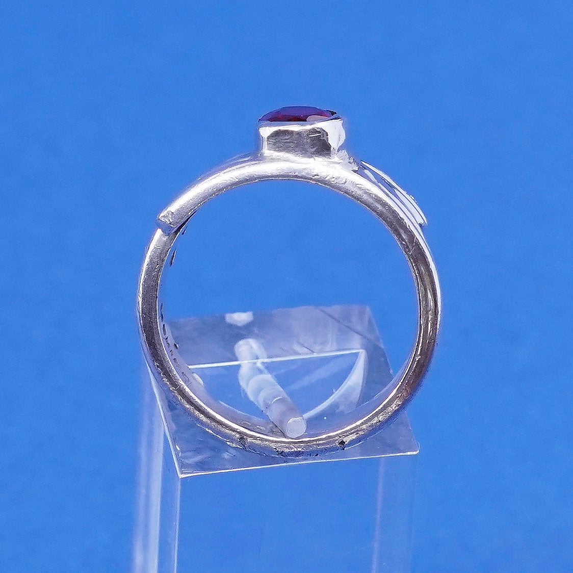 Size 8.75, vtg mexico Sterling silver handmade ring, 925 w/ Ruby