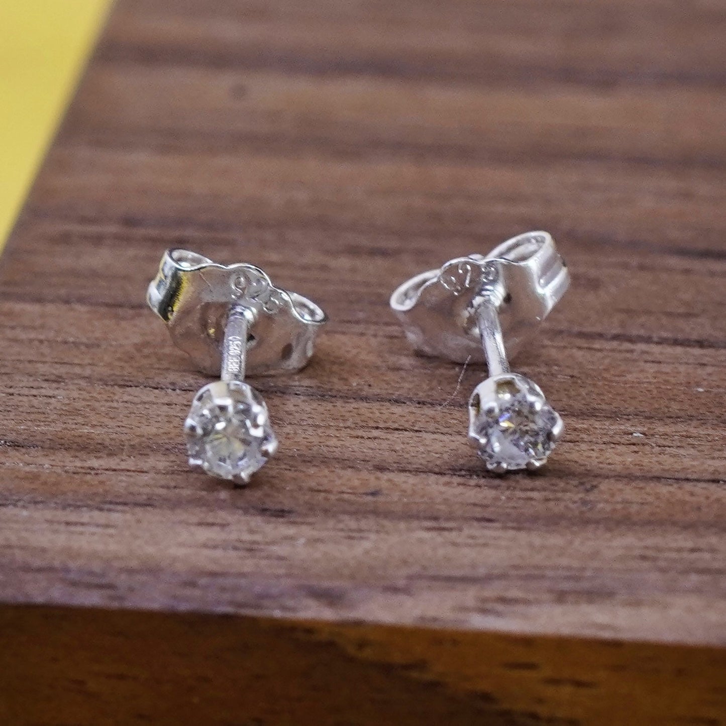 2mm, Vintage Sterling silver handmade earrings, 925 cz studs