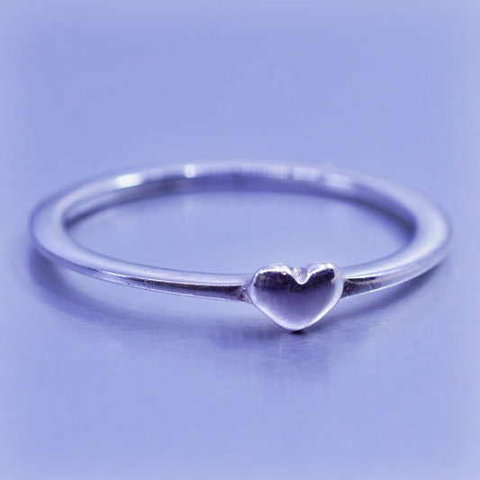 Size 8.25, = southwestern Sterling 925 silver wedding ring heart stackable band