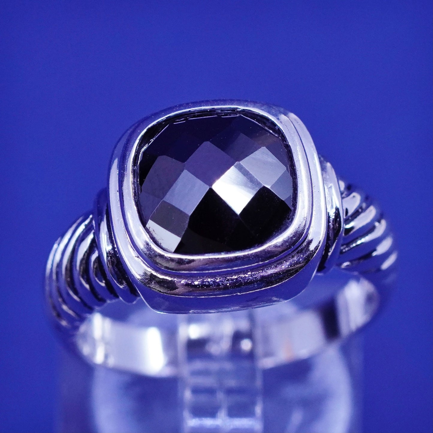 Size 8.5, vintage modern Sterling silver handmade ring with hematite