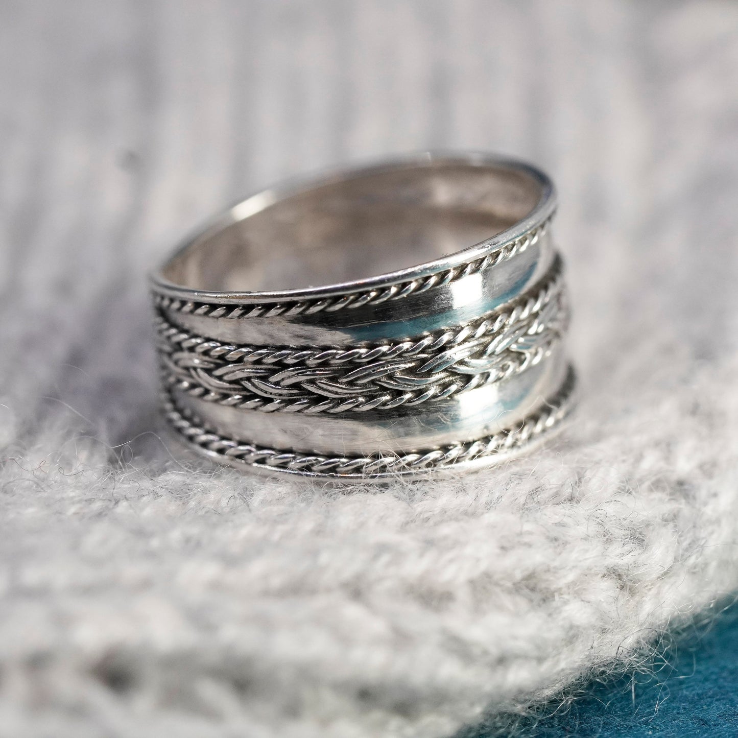 Size 8, vintage Sterling silver handmade band, wide 925 ribbed cable band