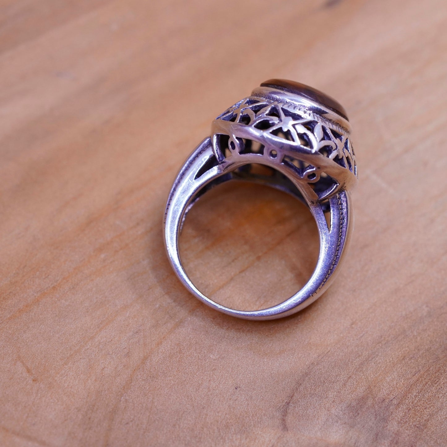 Size 6.25, vintage Sterling 925 silver handmade filigree ring with oval Amber