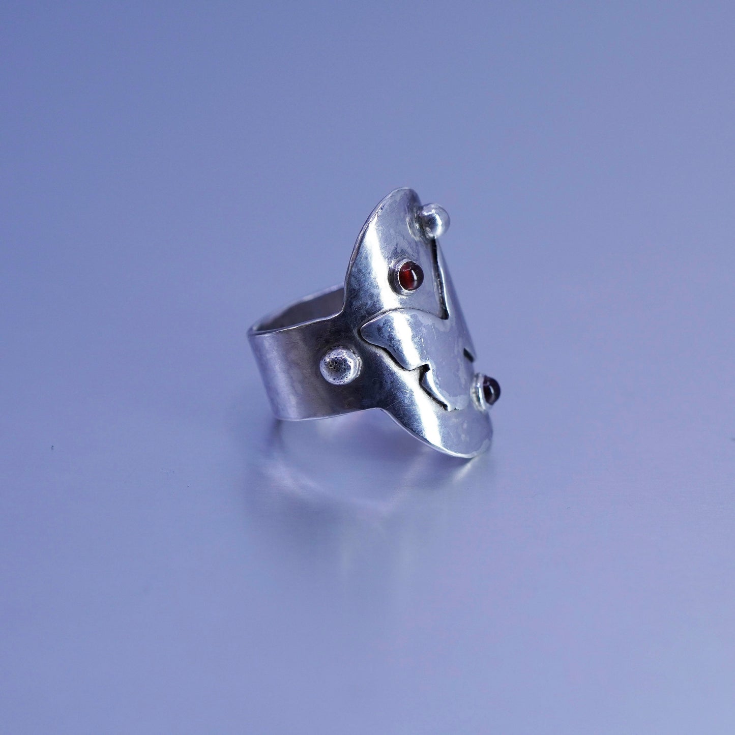 Size 8.75, vtg Sterling 925 silver handmade ring, butterfly band garnet beads