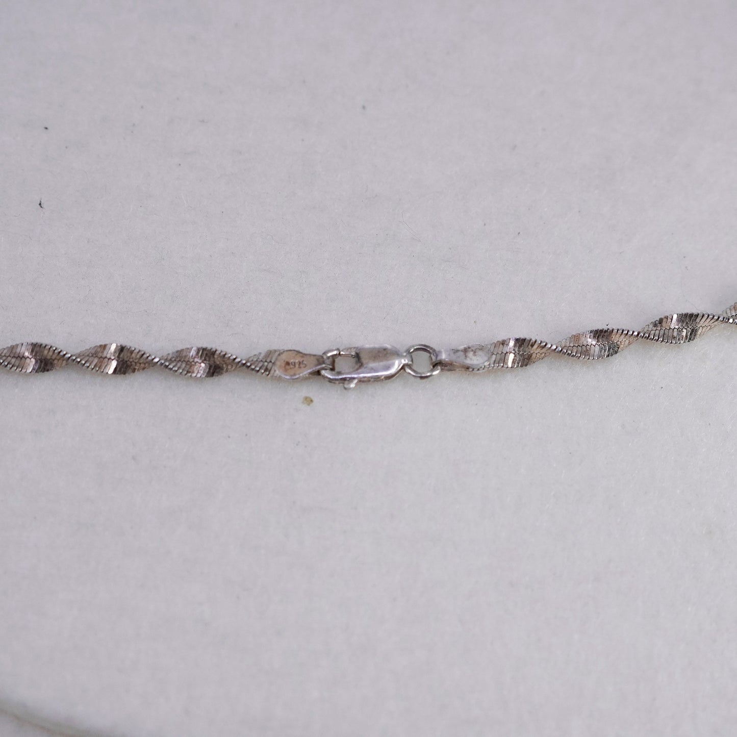 20”, vintage Italy Sterling 925 silver twisted herringbone chain necklace