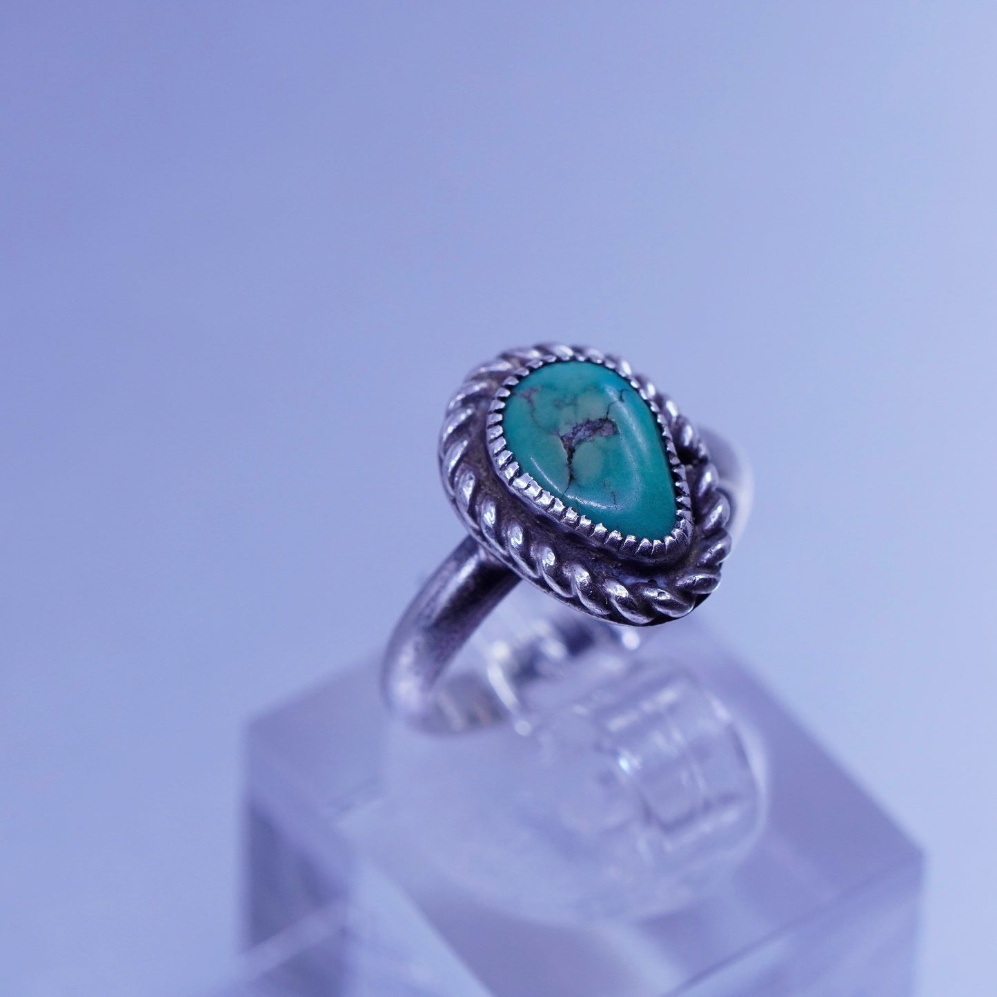 Size 3, Native American navajo Sterling 925 silver handmade ring with turquoise