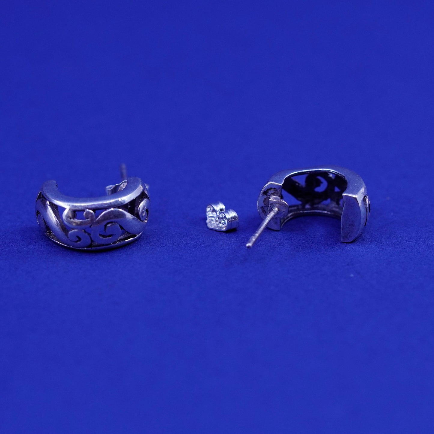 0.5”, Vintage Sterling silver handmade earrings, 925 Huggie studs with filigree