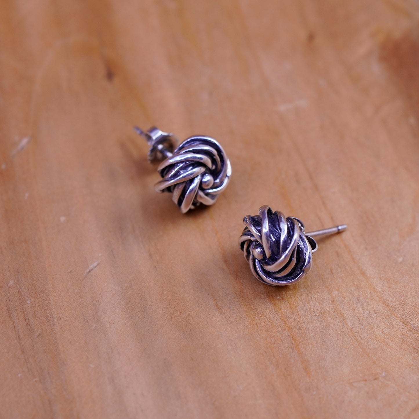 Hagit Gorali Israel Sterling silver handmade earrings, 925 entwined cable studs