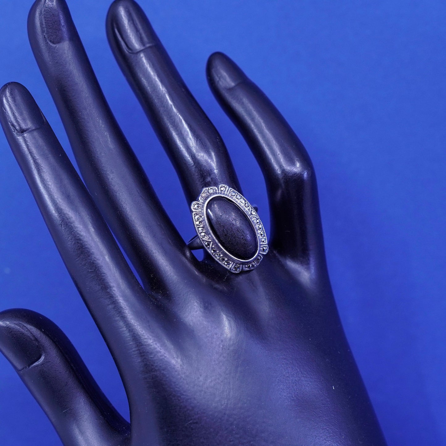 sz 8.25, vtg Sterling 925 silver handmade ring band w/ black onyx and marcasite