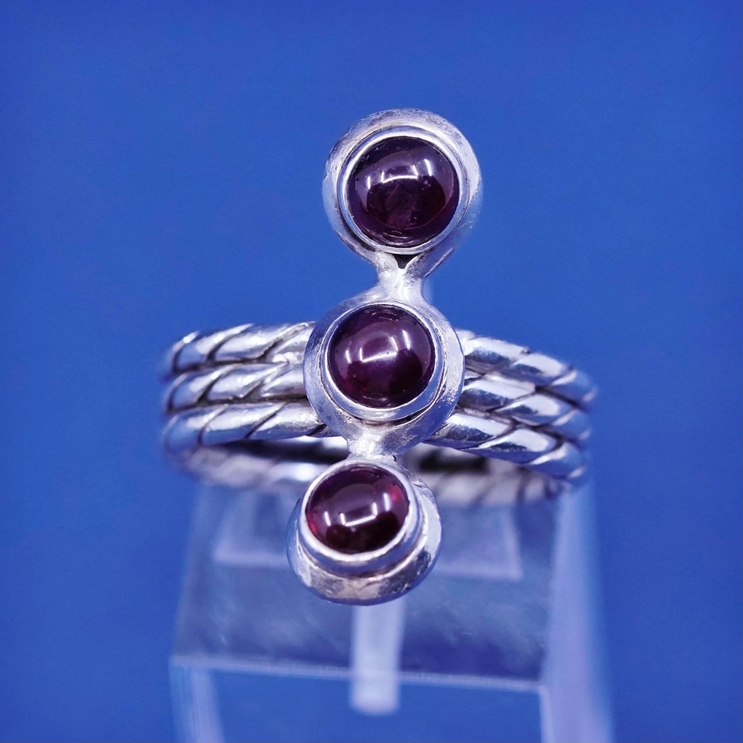 Size 6.25, vintage Sterling 925 silver handmade ring with garnet