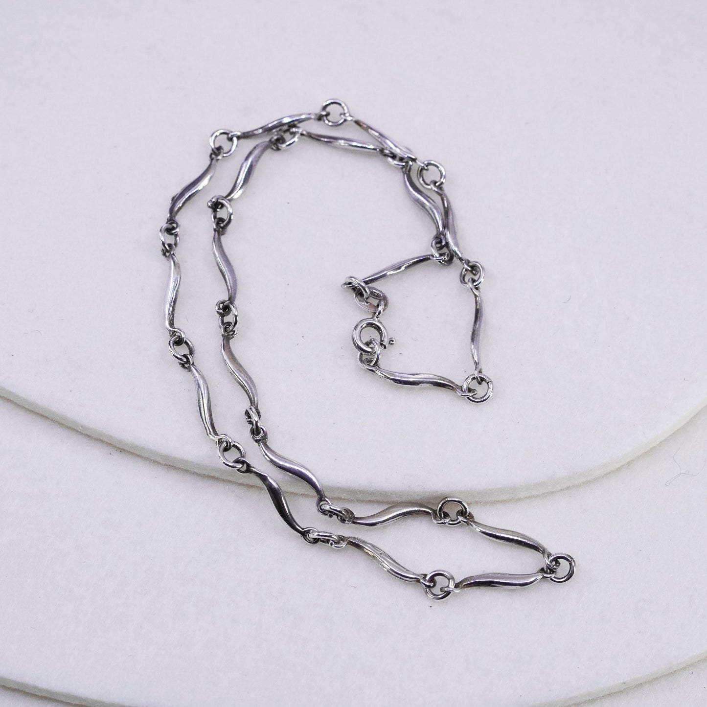 16”, vintage Sterling 925 silver wavy chain necklace