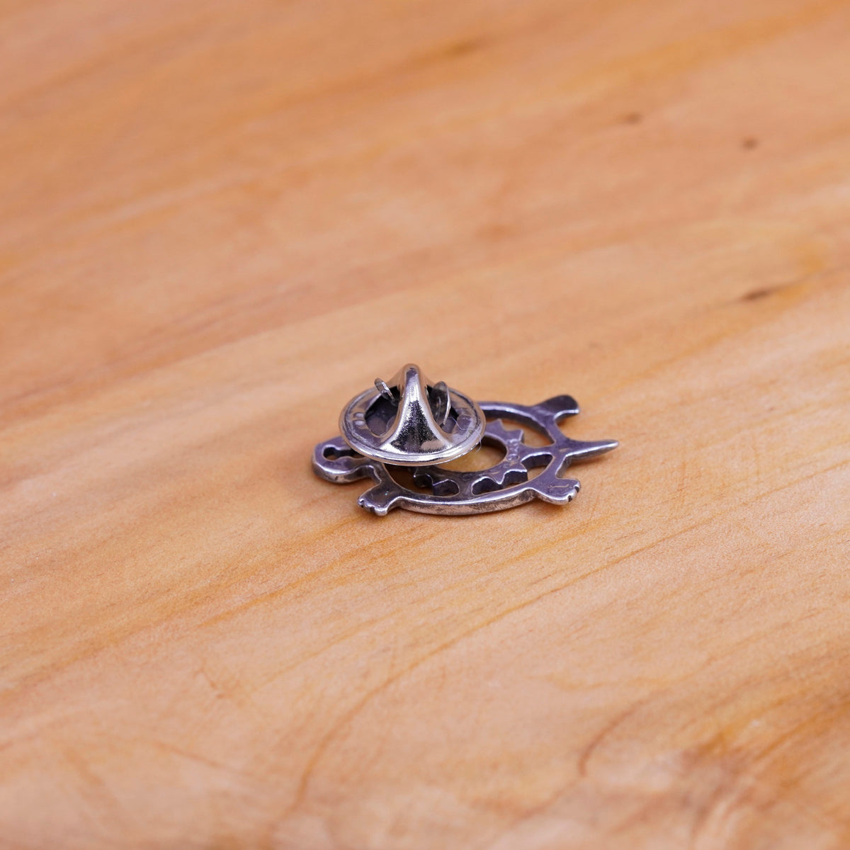 Vintage handmade sterling 925 silver turtle brooch pin