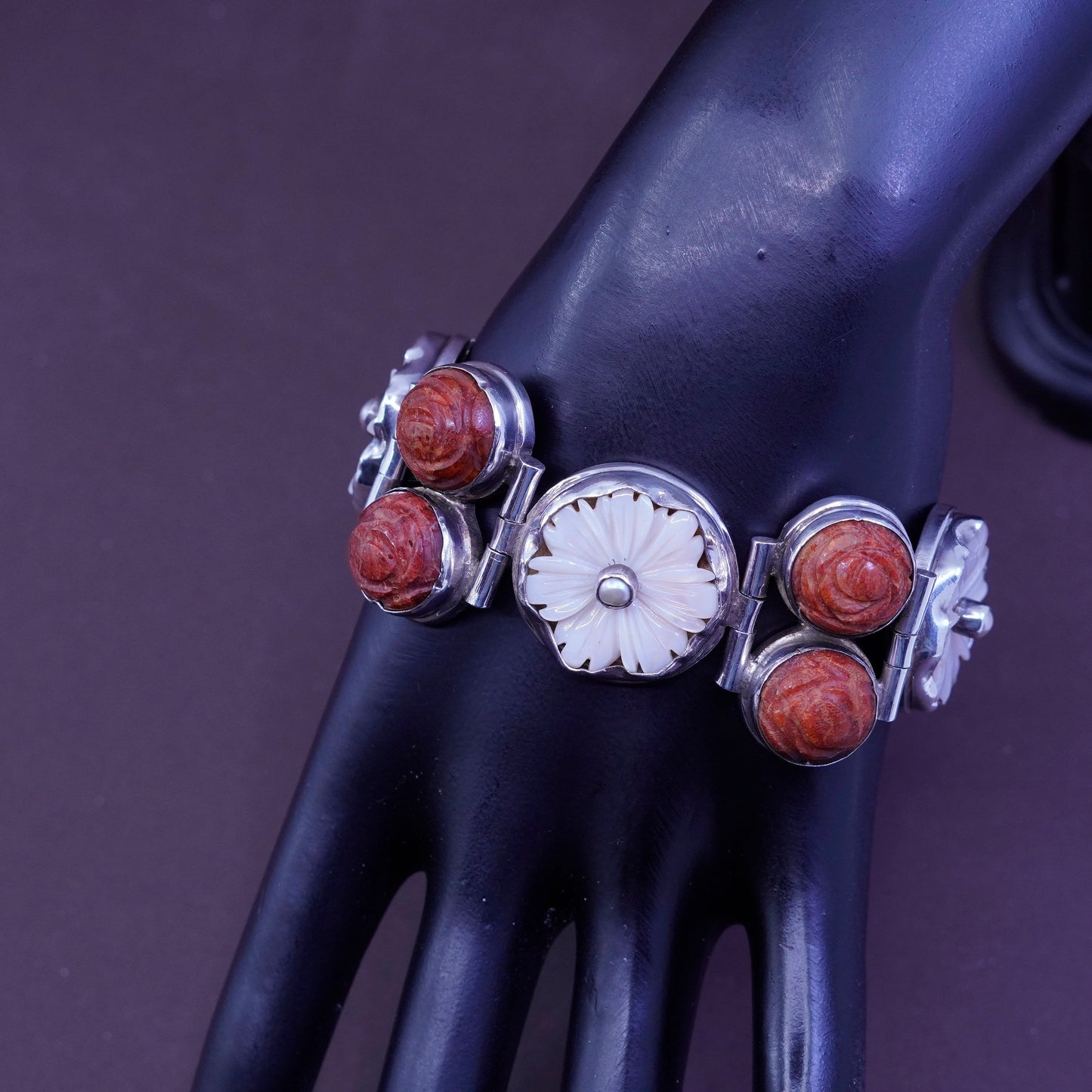 7+1”, Sterling silver handmade bracelet, 925 chain w/ coral and MOP flower