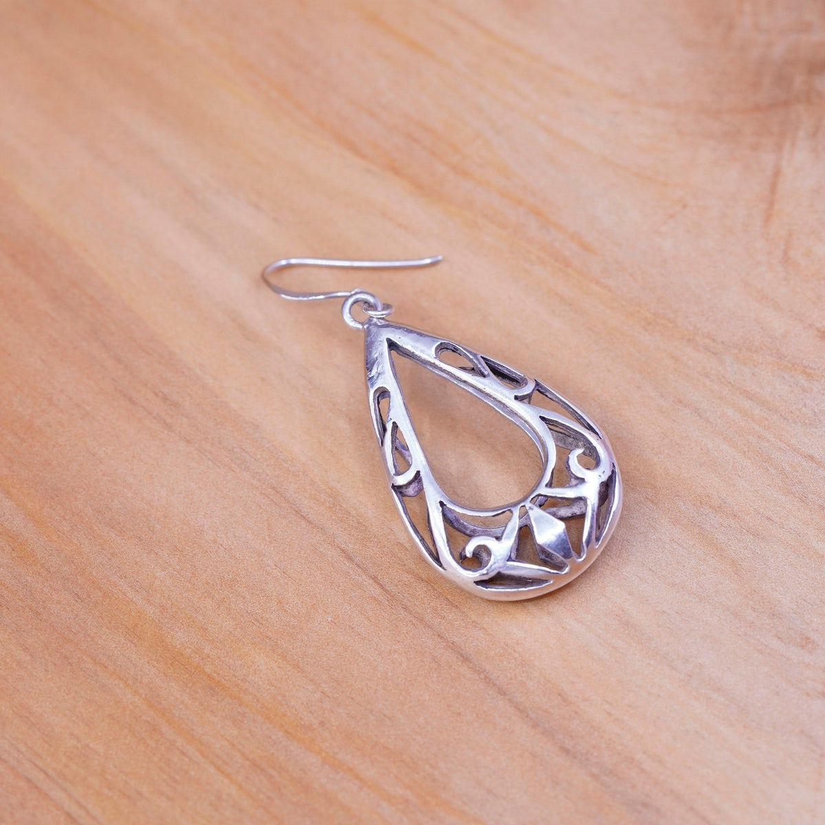 Vintage Sterling silver handmade earrings, 925 Bali Filigree teardrops