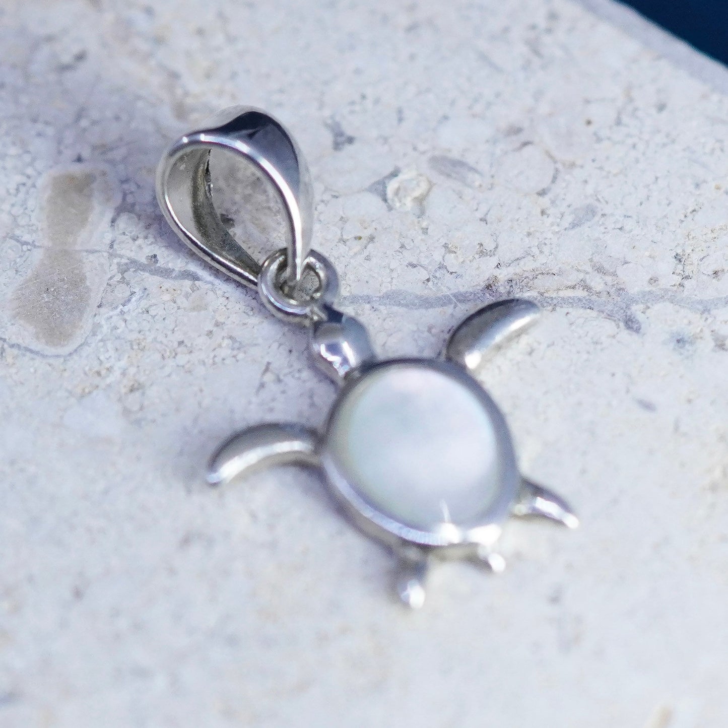 Sterling silver handmade pendant, 925 sea turtle charm white mother of pearl