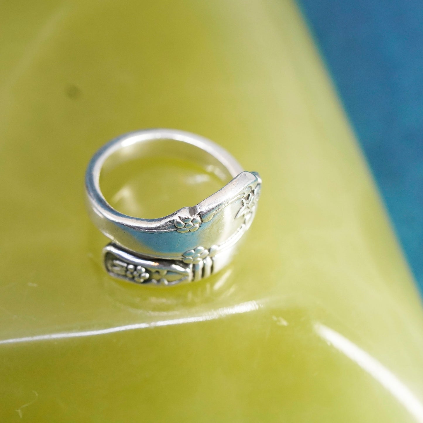Size 7.25, vintage Sterling silver handmade ring, 925 spoon wrap band