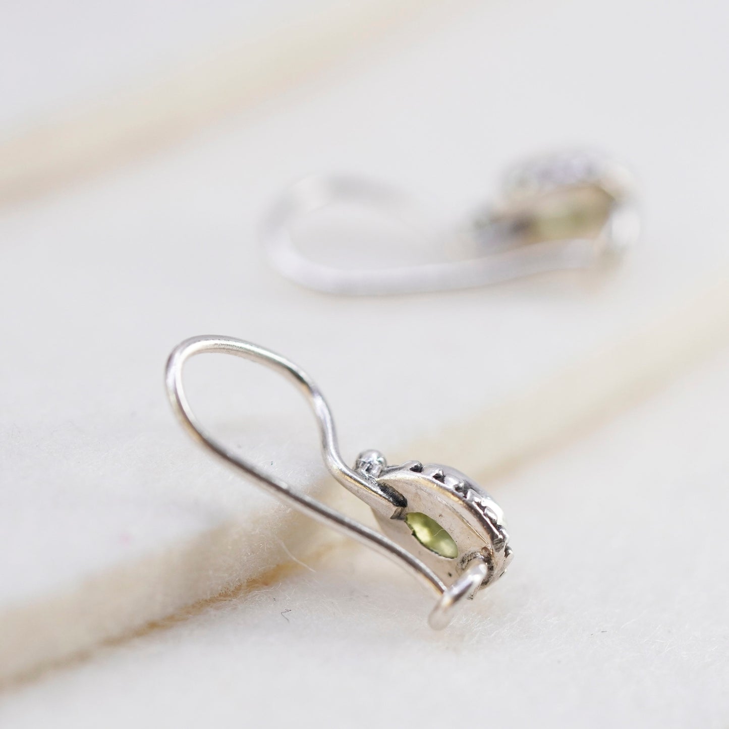 Vintage Sterling 925 silver handmade earrings with peridot