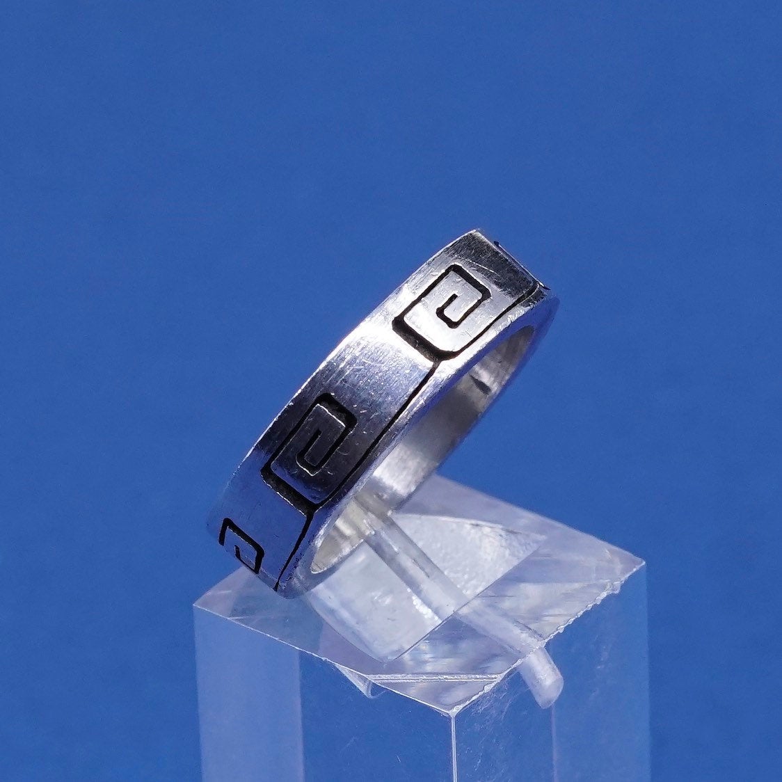 Size 7.75, vtg Sterling silver handmade bold ring, hopi 925 greek key band