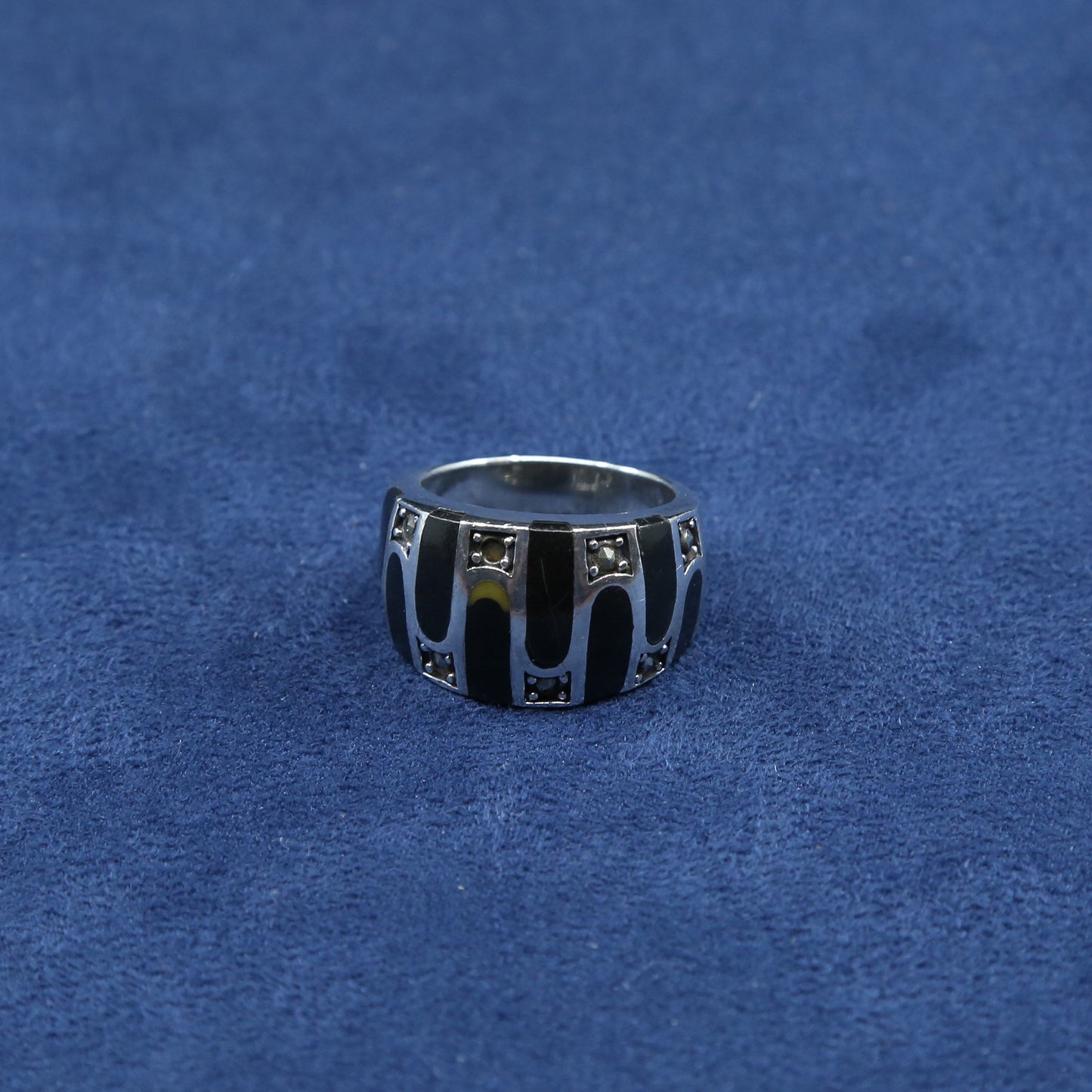 sz 8.25, vtg sterling silver handmade ring, 925 w/ obsidian N marcasite