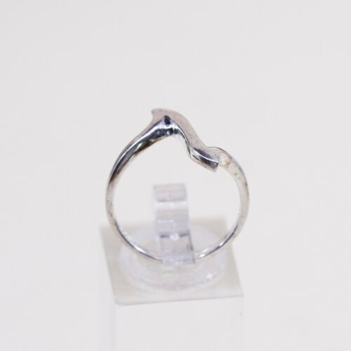 Size 8, vintage Sterling silver handmade ring, solid 925 silver Heart beat Band