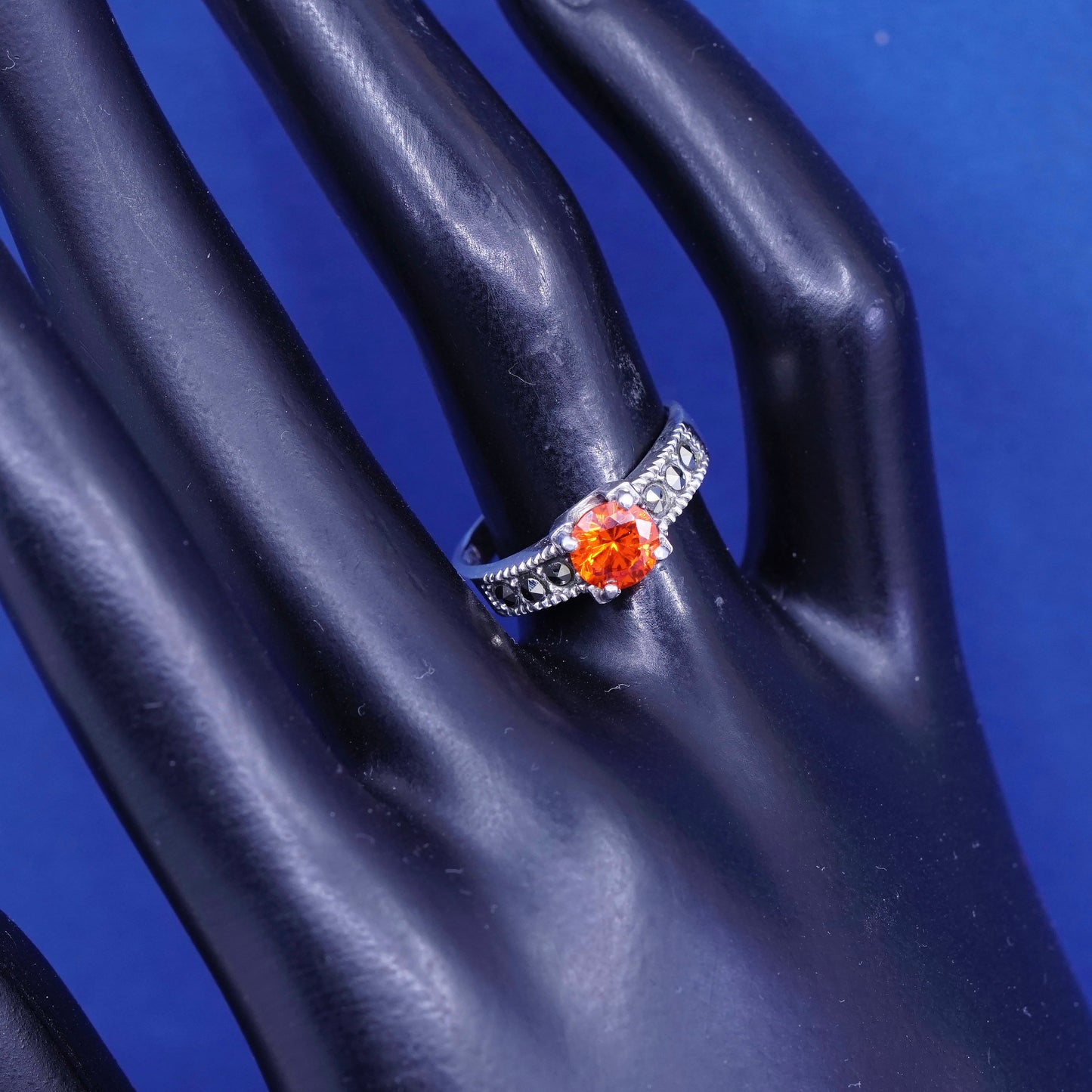 sz 6.75, vtg Sterling 925 silver handmade ring w/ orange crystal and Marcasite